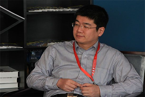 融创中国:今年前两个月累计合同销售金额864亿元